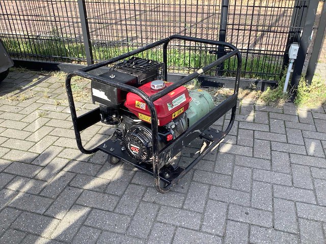 Honda ec 3600 stroomgenerator - afbeelding 1 van  6