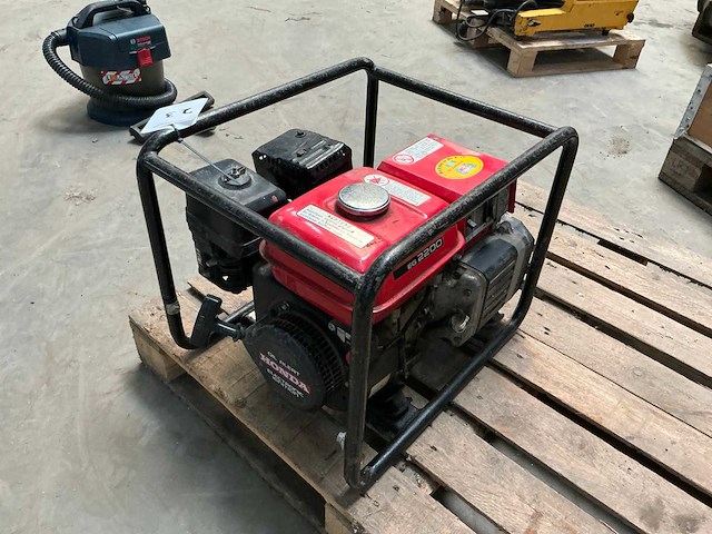 Honda eg 2200 aggregaat - afbeelding 1 van  5