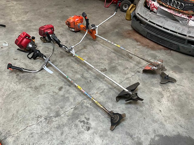 Honda en echo bosmaaier (3x) - afbeelding 1 van  9