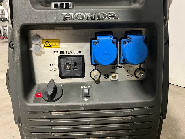 Honda eu 30i invertergenerator - afbeelding 6 van  7