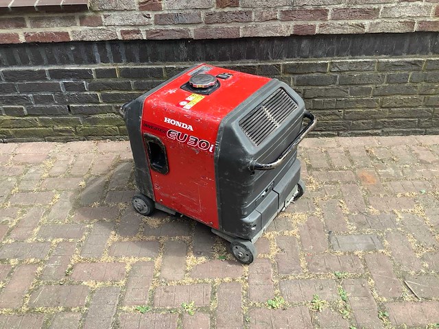 Honda eu30i stroomgenerator - afbeelding 1 van  4