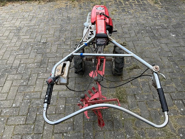Honda f60 tuinploeg - afbeelding 10 van  13