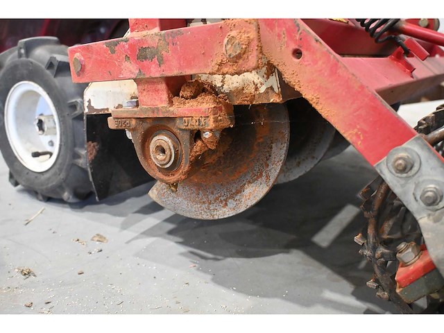 Honda f810 landbouw bewerkingsmachine met schijvenegge en verkruimerrol - afbeelding 7 van  11