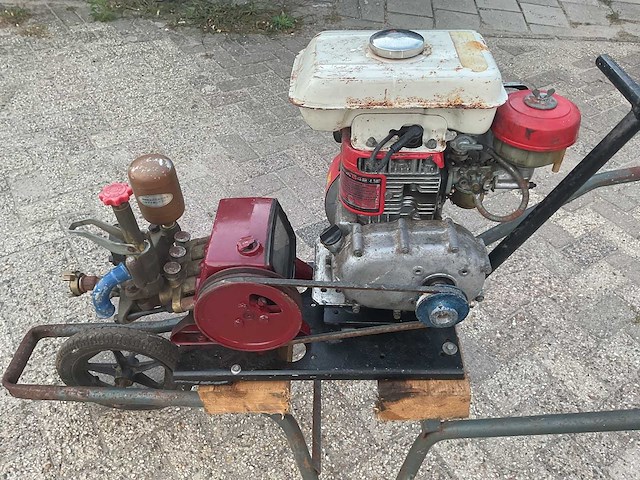 Honda g42 mobiele hogedrukreiniger - afbeelding 4 van  8