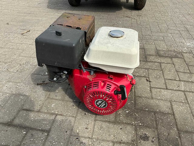 Honda gx390 benzinemotor 13.0 - afbeelding 1 van  6