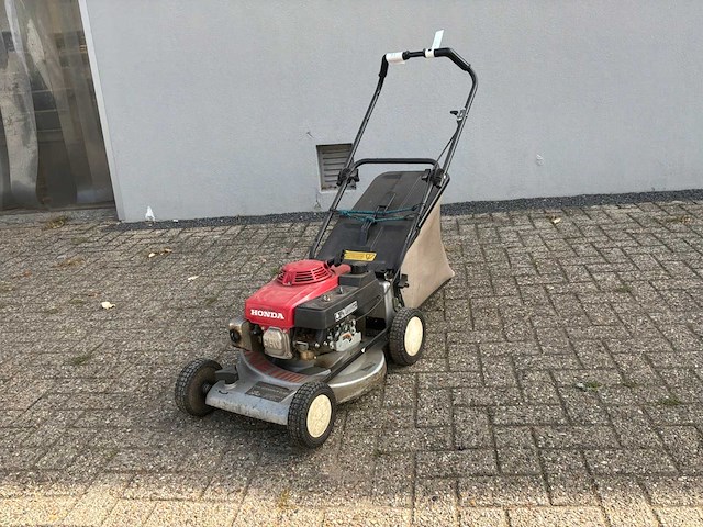 Honda gxv 160 grasmaaier - afbeelding 1 van  8