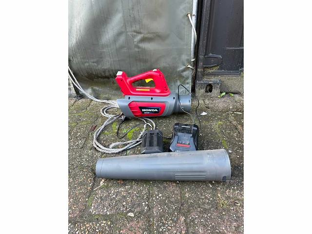 Honda hhb36bxb accu bladblazer incl accu en lader - afbeelding 1 van  2