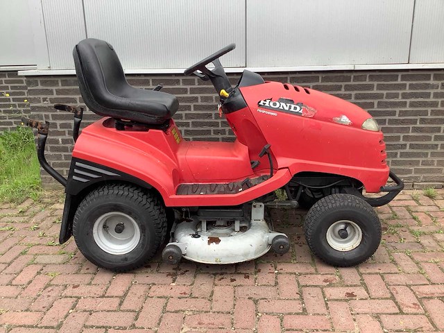 Honda hm2417 v twin zitmaaier - afbeelding 2 van  7