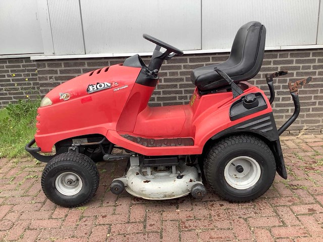 Honda hm2417 v twin zitmaaier - afbeelding 5 van  7