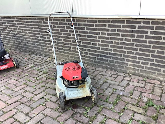Honda hr173 grasmaaier - afbeelding 2 van  5