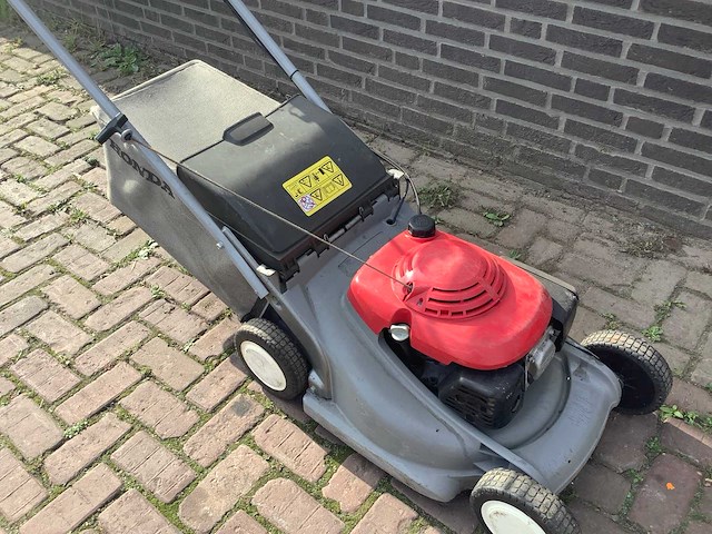 Honda hrb476 grasmaaier - afbeelding 3 van  4