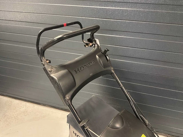 Honda hrx 426 benzine grasmaaier - afbeelding 7 van  8