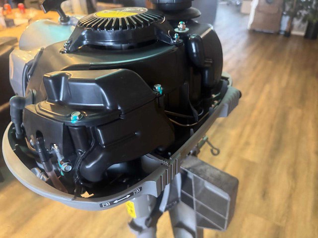 Honda kortstaart buitenboordmotor - afbeelding 4 van  5