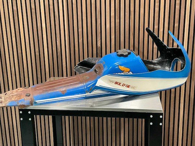 Honda mb “bol d’or” tank en kuipset - afbeelding 9 van  9