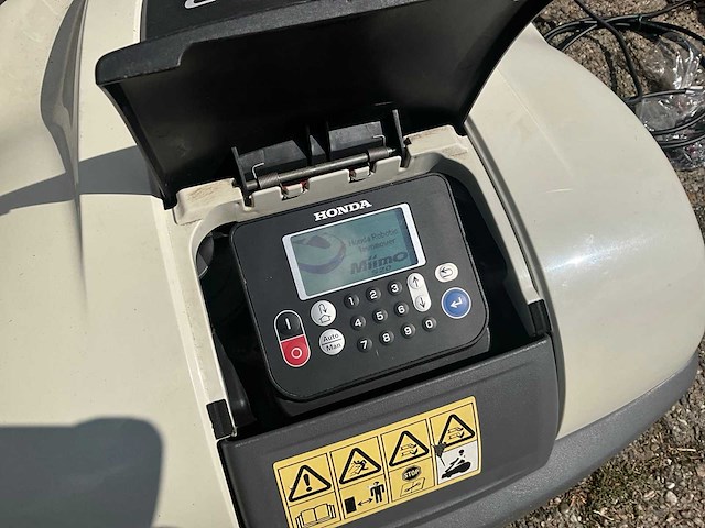 Honda miimo hrm robotmaaier - afbeelding 4 van  7