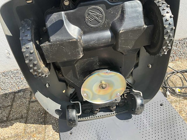 Honda miimo hrm robotmaaier - afbeelding 6 van  7