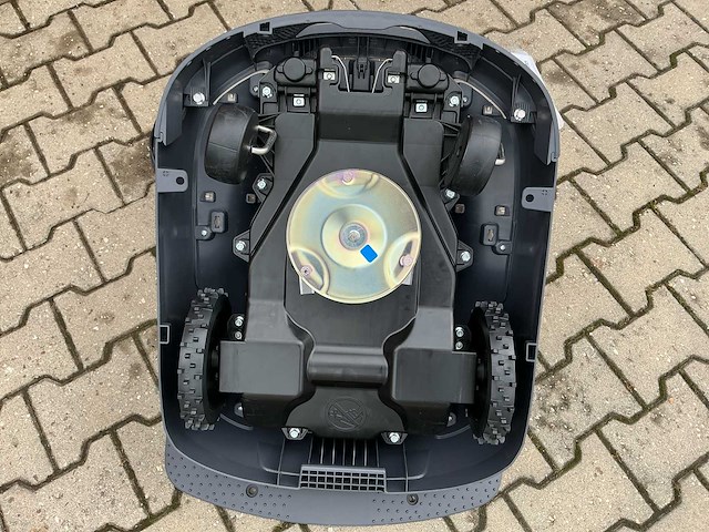Honda miimo hrm1500 robotmaaier - afbeelding 2 van  11