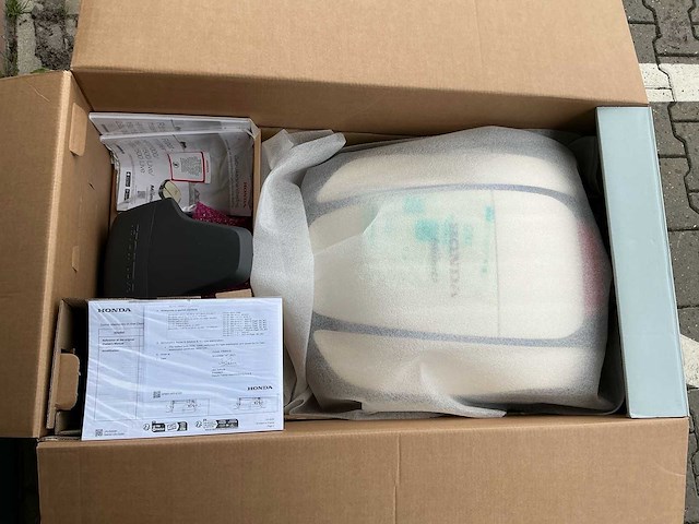 Honda miimo hrm2500 robotmaaier - afbeelding 4 van  12