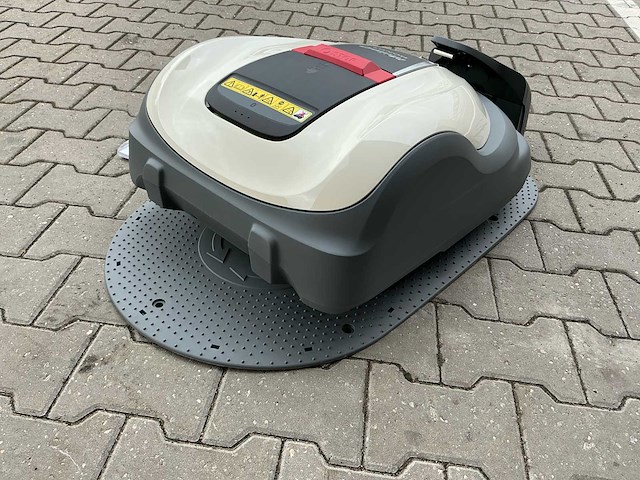 Honda miimo hrm3000k1 robotmaaier - afbeelding 8 van  12