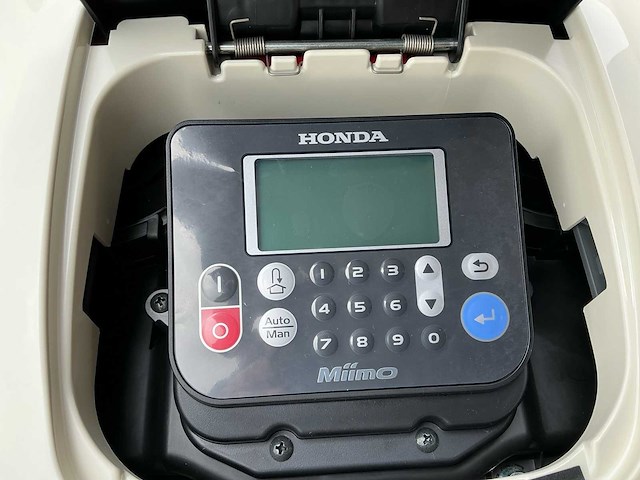Honda miimo hrm3000k1 robotmaaier - afbeelding 2 van  12