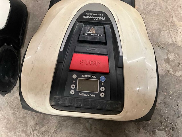 Honda miimo hrm40 robotmaaier (2x) - afbeelding 3 van  7
