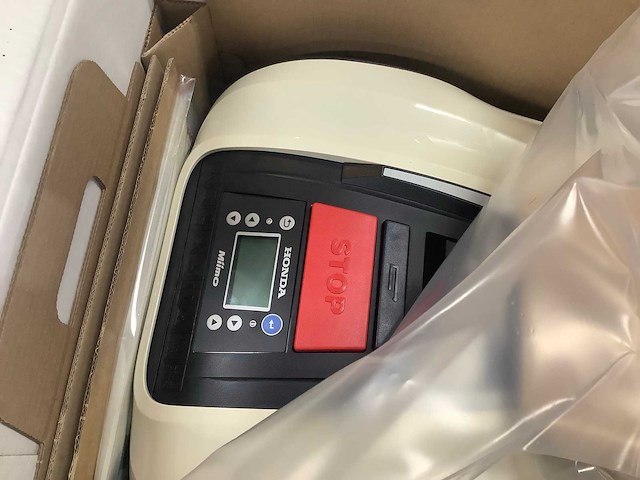 Honda miimo hrm40e robotmaaier - afbeelding 6 van  6