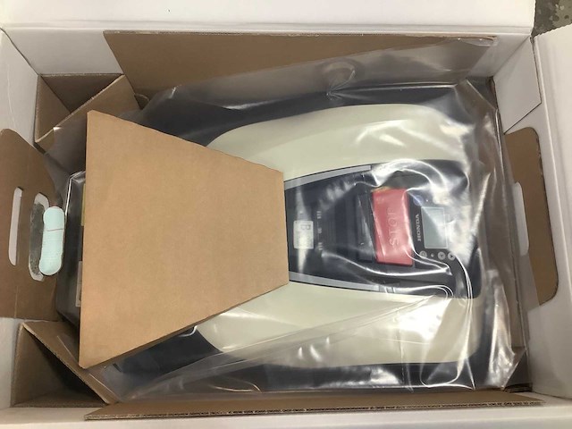 Honda miimo hrm70e robotmaaier - afbeelding 2 van  6