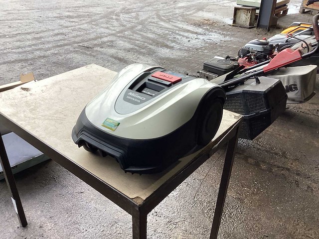 Honda miimo robotmaaier - afbeelding 6 van  11