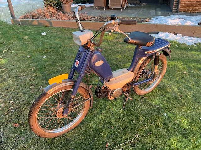 Honda novio 50 oldtimer brommer 4 takt - afbeelding 1 van  11