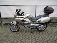 Honda rc 47 - motorfiets - nt 650 deauville - motorfiets - afbeelding 1 van  17