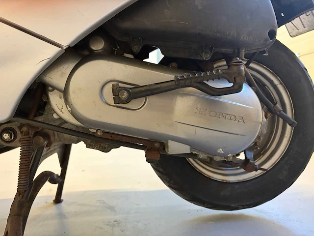 Honda scooter scv 100 lead motorfiets - afbeelding 9 van  36