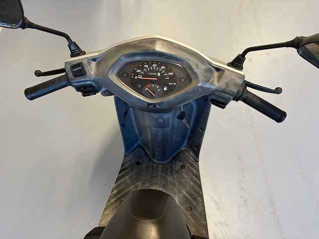 Honda scooter scv 100 lead motorfiets - afbeelding 26 van  36