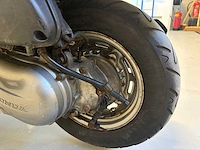 Honda scooter scv 100 lead motorfiets - afbeelding 22 van  36