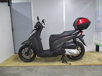 Honda sh 300i - motorscooter - abs - motorfiets - afbeelding 1 van  11