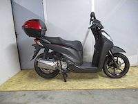 Honda sh 300i - motorscooter - abs - motorfiets - afbeelding 8 van  11