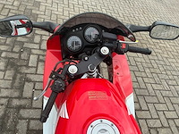 Honda sport motorfiets - afbeelding 15 van  15