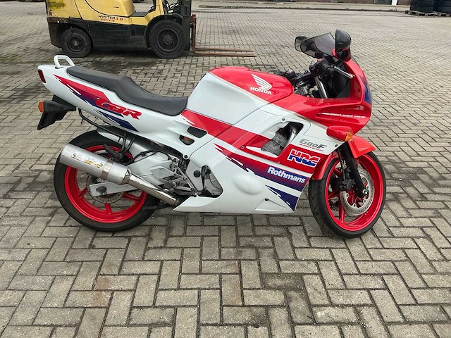 Honda sport motorfiets - afbeelding 9 van  15