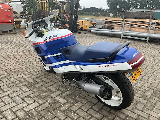 Honda sport motorfiets - afbeelding 6 van  10