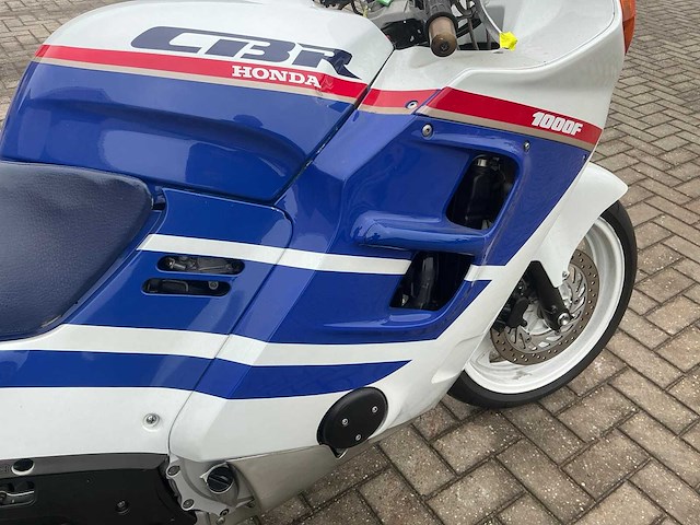 Honda sport motorfiets - afbeelding 9 van  10