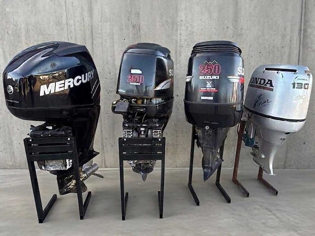 Honda / suzuki / mercury - 250 / 130 pk - buitenboordmotor - afbeelding 1 van  1