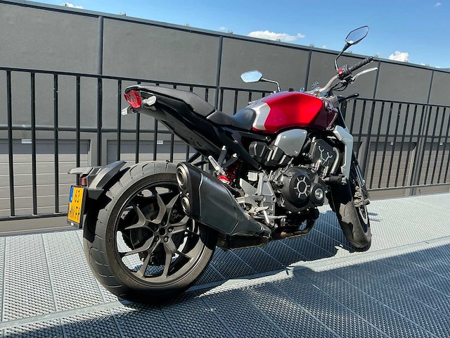 Honda tour cb 1000 r motorfiets - afbeelding 15 van  20