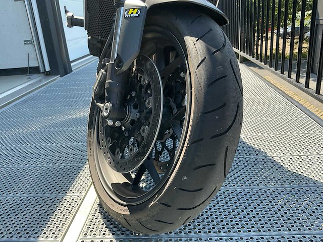 Honda tour cb 1000 r motorfiets - afbeelding 19 van  20