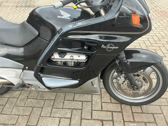Honda tour motorfiets - afbeelding 3 van  13