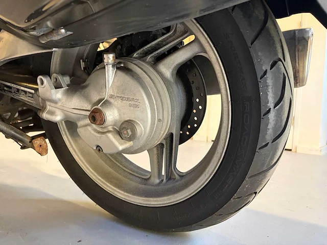 Honda tour nt 700 deauville abs motorfiets - afbeelding 10 van  37