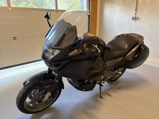 Honda tour nt 700 deauville abs motorfiets - afbeelding 1 van  37