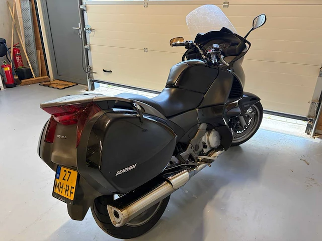 Honda tour nt 700 deauville abs motorfiets - afbeelding 28 van  32