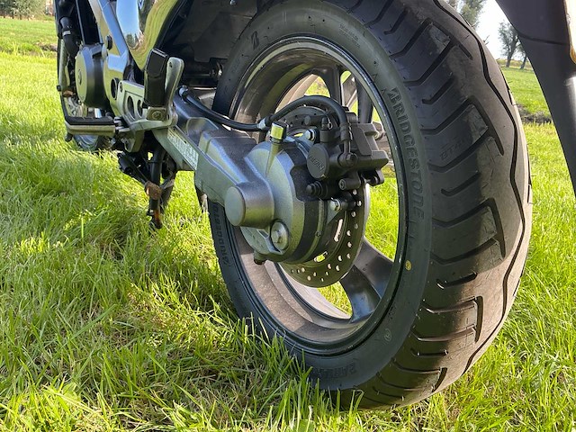 Honda tour ntv 650 motorfiets - afbeelding 5 van  22