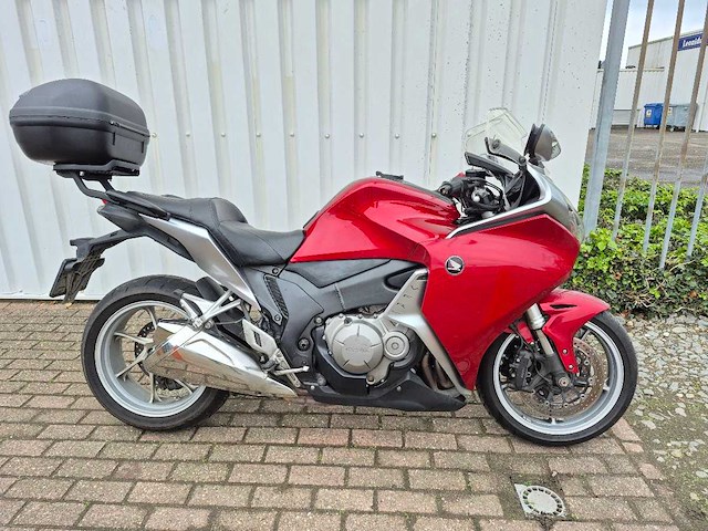 Honda tour vfr 1200 f abs motorfiets - afbeelding 3 van  7