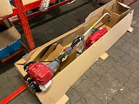 Honda ums 425e bosmaaier - afbeelding 1 van  4