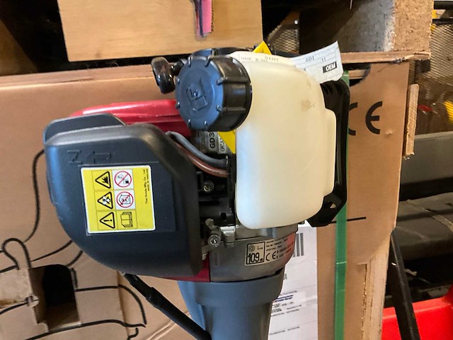 Honda ums 425e trimmer - afbeelding 6 van  7